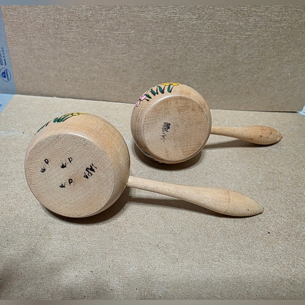 Wooden Handled Salt Pepper Shaker Set Hand Painted Floral #161